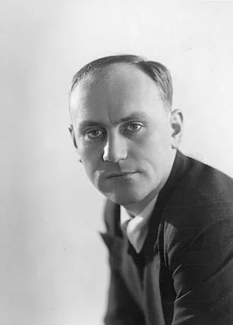 Stück von Luigi Pirandello (Bearbeitung am Berliner Ensemble)